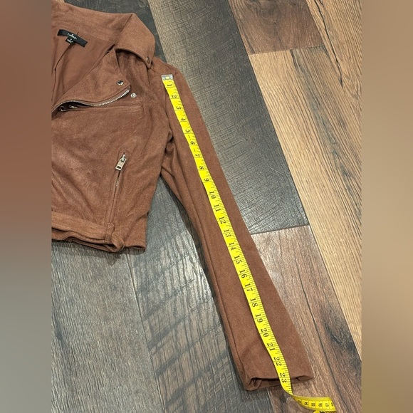 Lulu's Brown Faux Suede Moto Jacket in size small - Picture 6 of 10